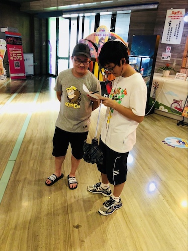 7月27日-bl韩漫
-生科院赴杭州地区“舌尖上”小分队-商场内填写者