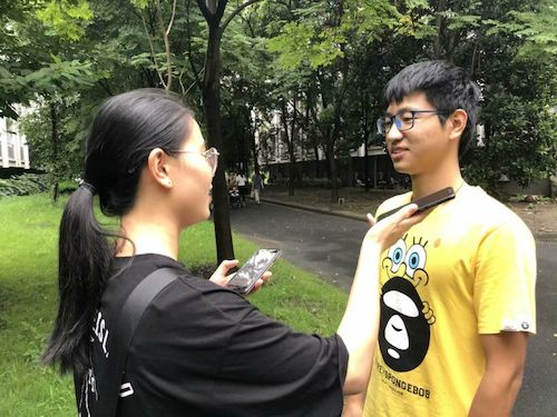 七月九日 bl韩漫
“垃圾分类推进方案”调查小分队 在采访路人